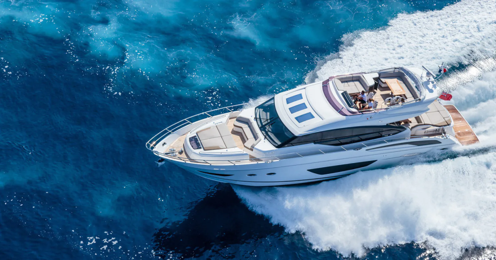 Teltonika FMC125 GPS tracker for remote monitoring of charter yacht fleets
